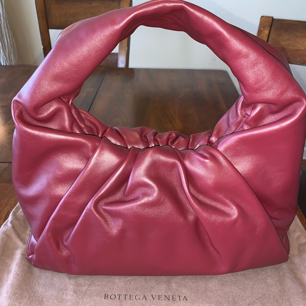 Bottega Véneta shoulder pouch, burgundy